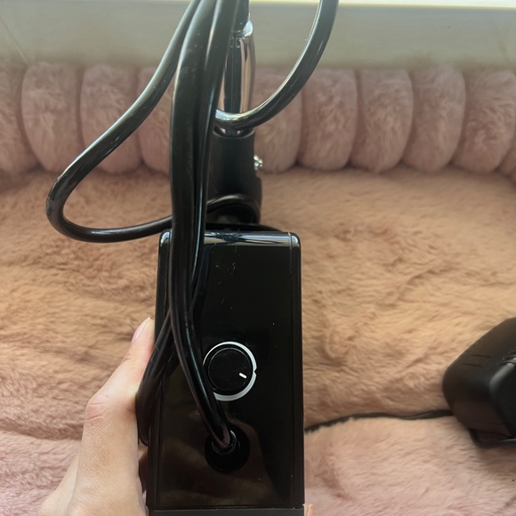 Temptu Air Compressor - Picture 5 of 6